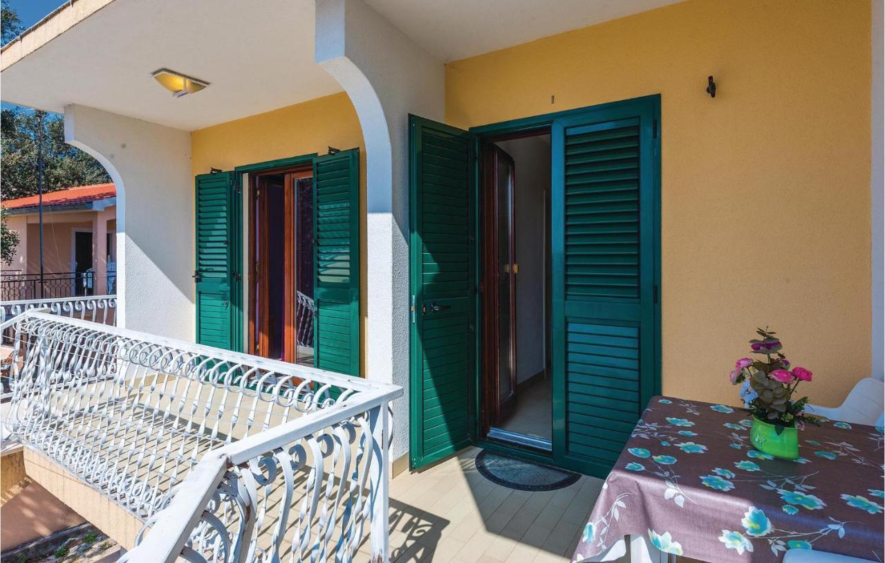 Beautiful Apartment In Rogoznica With Wifi Exterior foto